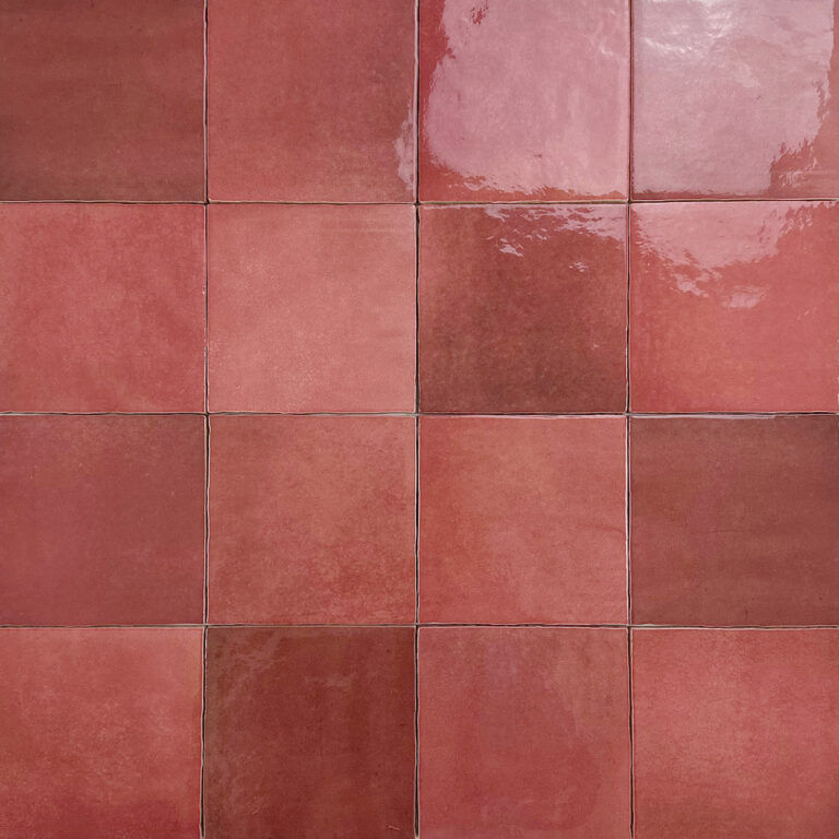 handvorm wandtegel 13x13 bordeaux rood random glans