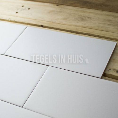 Wandtegel vlak 10x20 mat wit x 20 cm | Tegels in Huis goedkoopste tegeloutlet NL