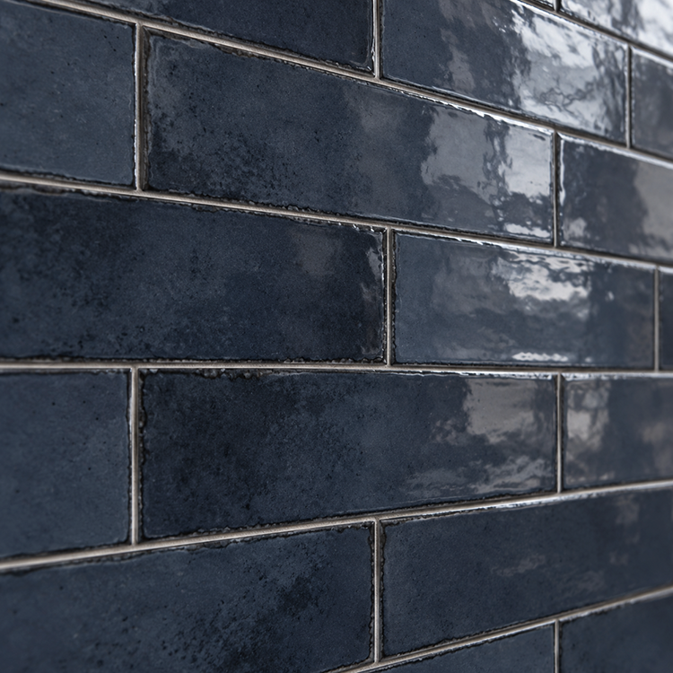 wandtegel equipe tribeca diep blauw glans 6x24,6 cm