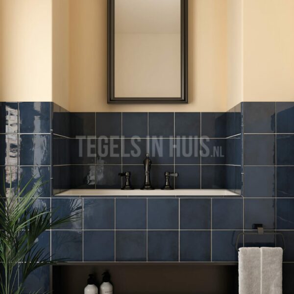 handvorm wandtegel 13x13 donker blauw soft glans
