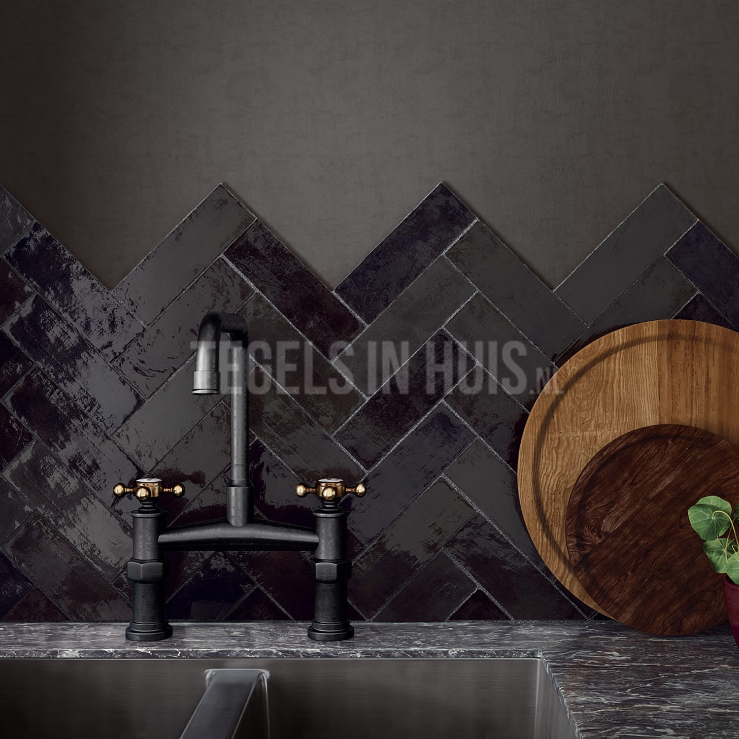 handvorm wandtegel river 6,5x20 tourmaline zwart glans