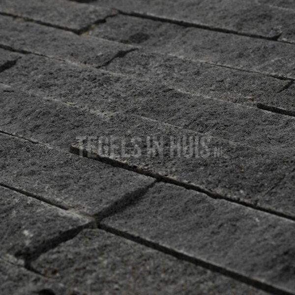 steenstrip brickstone basaltine zwart 15.2x61