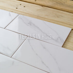 Wandtegel 10x20cm vlak marmer carrara bianco glans