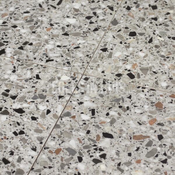 vloertegel venetian terrazzo composite cloud 60x60cm