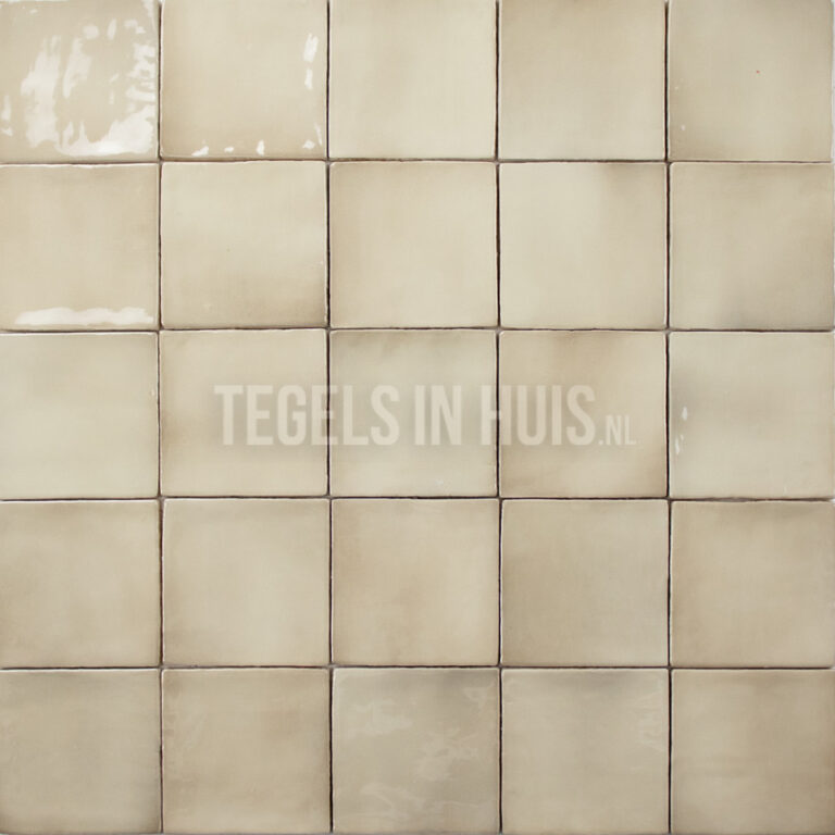 wandtegel 10x10cm manacor argile beige handvorm glans