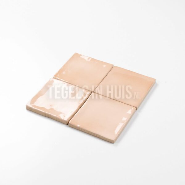 wandtegel 10x10cm manacor blush pink roze handvorm glans