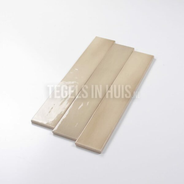 wandtegel 6,5x40 manacor argile beige handvorm glans