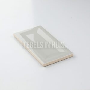 wandtegel evolution in metro glans licht grijs 7,5x15 cm