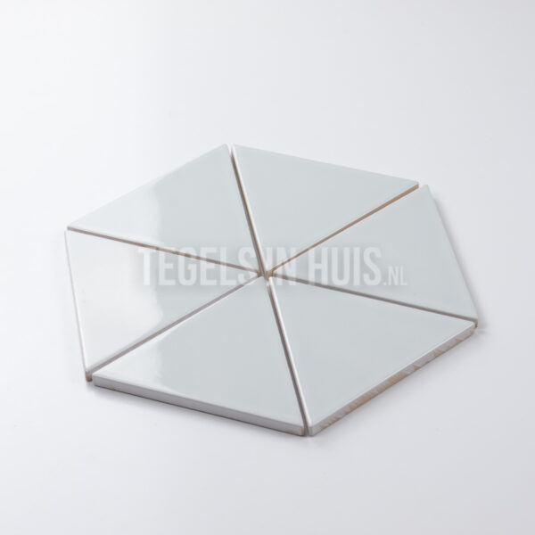 wandtegel scale triangolo driehoek sky licht blauw glans 10.8x12.4