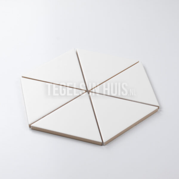 wandtegel scale triangolo driehoek wit mat 10.8x12.4