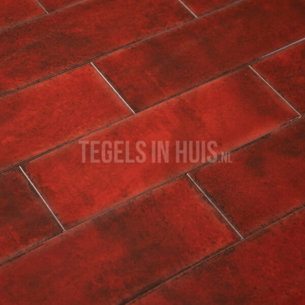 wandtegel titan ruby rood glans 10x30