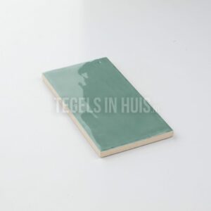 wandtegel cottage 7,5x15 glans jade groen handvormlook met rechte kanten