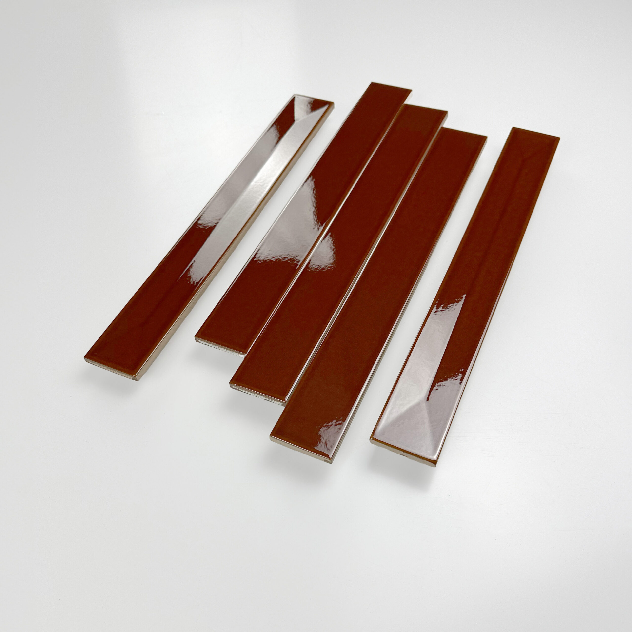 wandtegel langwerpig vitral caramel bruin craquelé 5x40