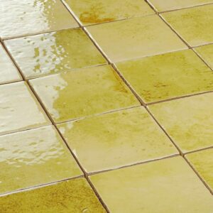 wandtegel menorca lime geel groen glans vintage craquele 10x10