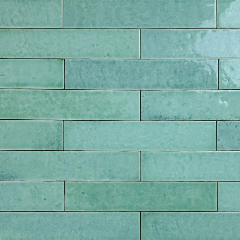 wandtegel menorca turquoise glans vintage craquele 6.5x32.8