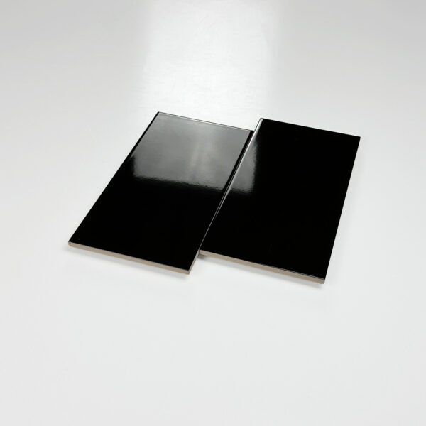 wandtegel esenzia zwart glans 15x30 op=op