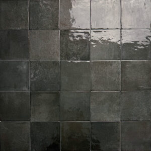 wandtegel verticale handvorm soot zwart 10x10