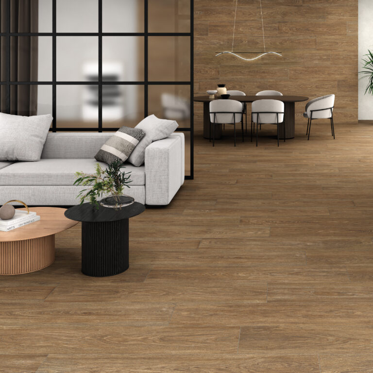 houtlook tegel lionel nogal 23x120 gerectificeerd